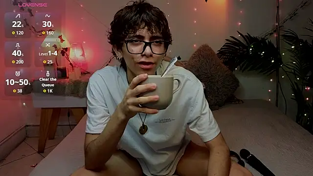 Snapshot of Matty_Sparkk chatting on 17, 6, 2026 Matty Sparkk online show from 17, 6, 2026
