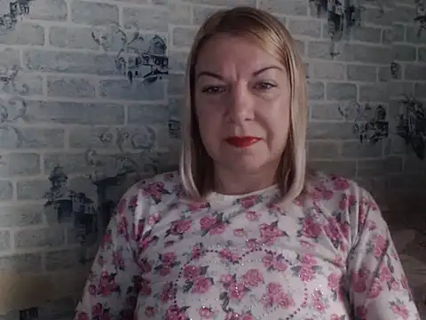 Lillia Ray online show from 22, 12, 2025