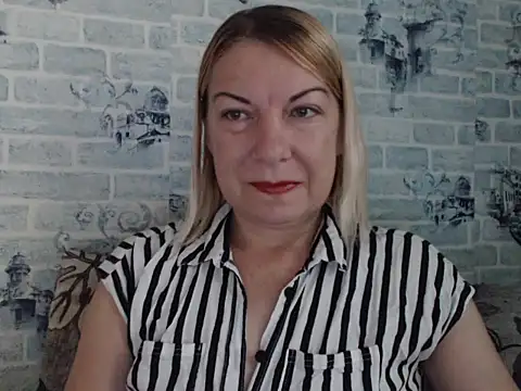 Lillia Ray online show from 9, 9, 2025