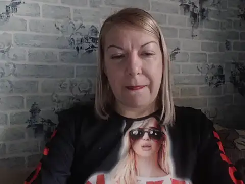 Lillia Ray online show from 16, 12, 2025