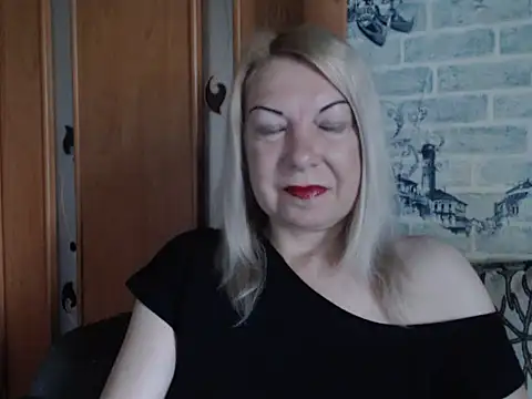 Snapshot of Lillia_Ray chatting on 23, 5, 2026 Lillia Ray online show from 23, 5, 2026