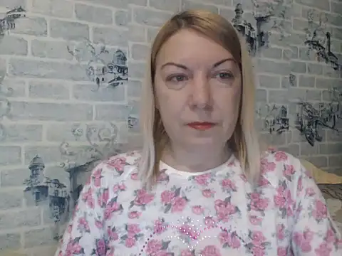 Lillia Ray online show from 4, 12, 2025