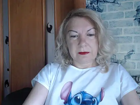 Snapshot of Lillia_Ray chatting on 28, 5, 2026 Lillia Ray online show from 28, 5, 2026