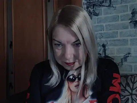 Lillia Ray online show from 24, 4, 2026