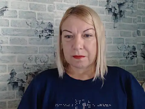 Lillia Ray online show from 9, 10, 2025