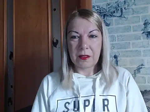 Lillia Ray online show from 30, 4, 2026