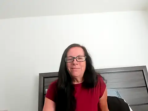 peachgoddess online show from 9, 10, 2025