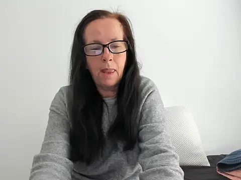 peachgoddess online show from 19, 4, 2026