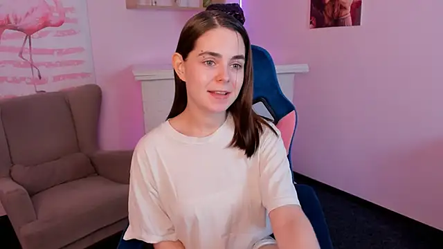 Velvetmimic  online show from 18, 3, 2025