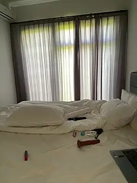 DarkVelvet online show from 11, 4, 2026