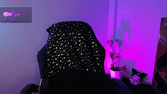 AnfisaLetyagho online show from 8, 11, 2025