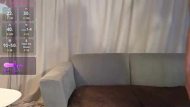 YuliethPetite online show from 15, 2, 2026