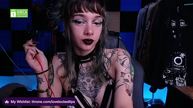 lovelockedlips online show from 17, 5, 2026