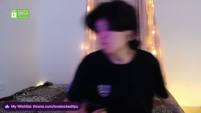 lovelockedlips online show from 1, 3, 2026