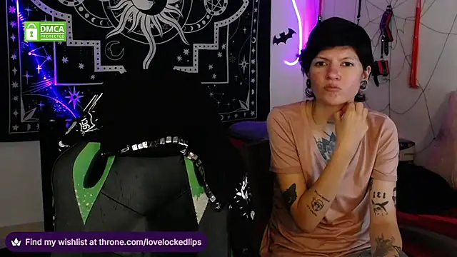 lovelockedlips online show from 26, 11, 2025