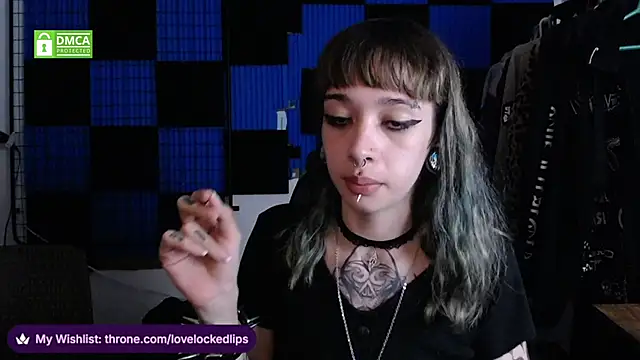 lovelockedlips online show from 7, 5, 2026
