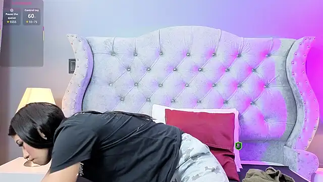 Lili Opal online show from 21, 4, 2026