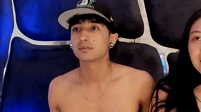 Snapshot of LauryAndNarem69 chatting on 15, 3, 2025 LauryAndNarem69 online show from 15, 3, 2025