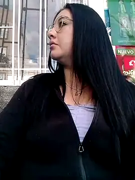 Snapshot of melisamoon_ chatting on 17, 3, 2025 melisamoon online show from 17, 3, 2025