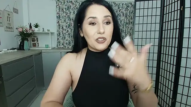 Snapshot of missdyaa chatting on 10, 6, 2026 missdyaa online show from 10, 6, 2026