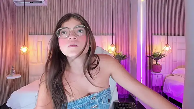 DulceVela  online show from 26, 9, 2025
