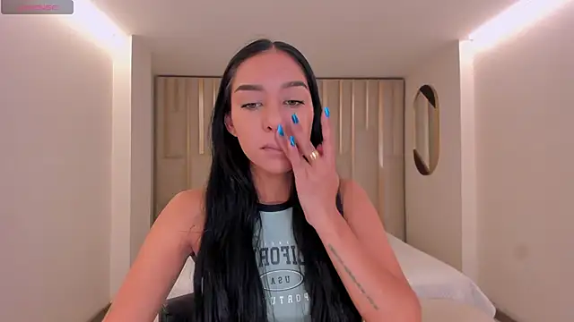 AmaliaCrus online show from 23, 4, 2026