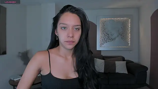Snapshot of AmaliaCrus chatting on 5, 7, 2026 AmaliaCrus online show from 5, 7, 2026