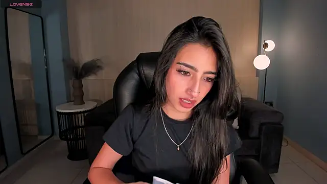 LarisaSmirnov online show from 18, 10, 2025