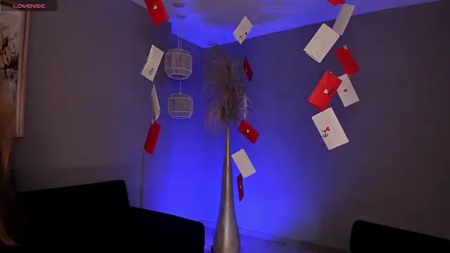 MaiaCollins online show from 13, 2, 2026