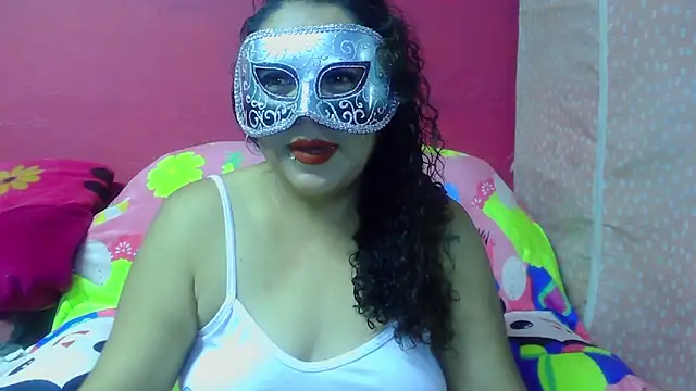 Snapshot of Pequitas_sexi chatting on 8, 10, 2025 Pequitas sexi online show from 8, 10, 2025