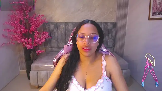 zhara rose s online show from 7, 10, 2025