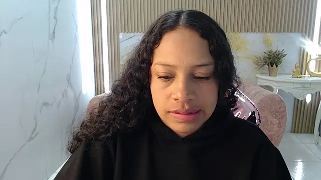 zhara rose s online show from 18, 3, 2025