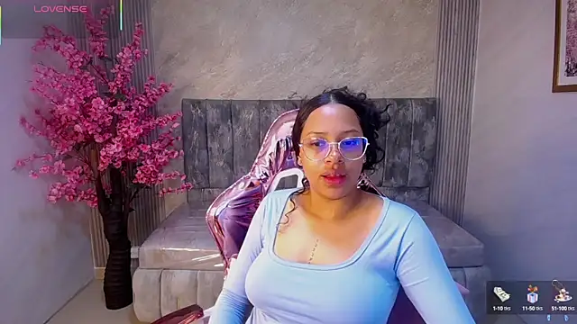 zhara rose s online show from 19, 9, 2025