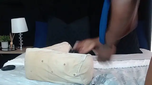 sexdevolxx online show from 12, 11, 2025