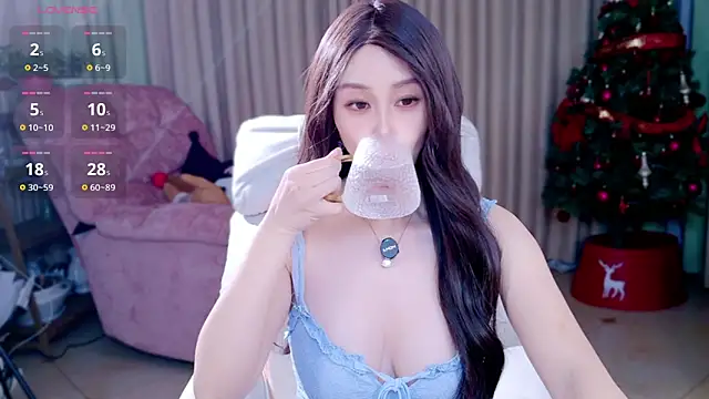 NovaNana online show from 10, 4, 2026