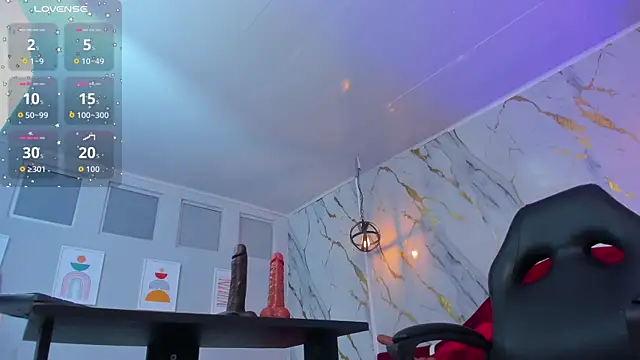 loress ass mature online show from 15, 10, 2025