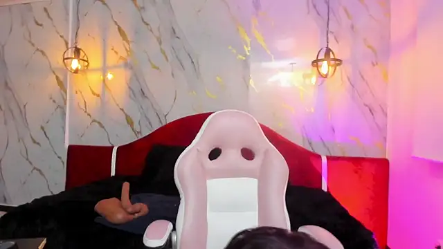 loress ass mature online show from 21, 12, 2025