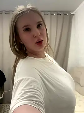 Snapshot of Amy_Sky_ chatting on 17, 10, 2025 Amy Sky online show from 17, 10, 2025