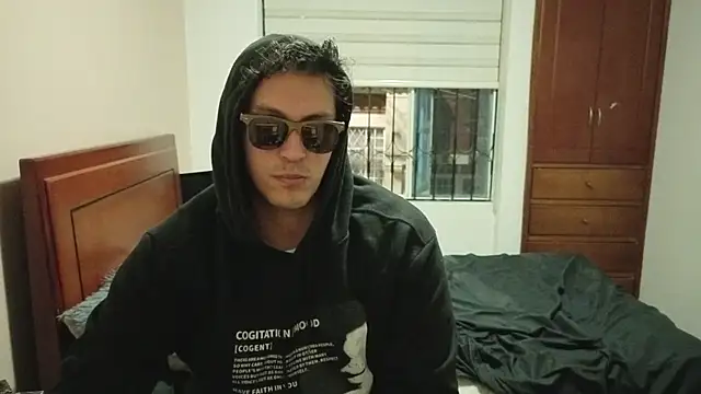 hardaftercum online show from 2, 7, 2026