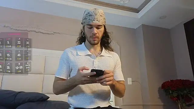 Snapshot of FreyrVik chatting on 17, 10, 2025 FreyrVik online show from 17, 10, 2025