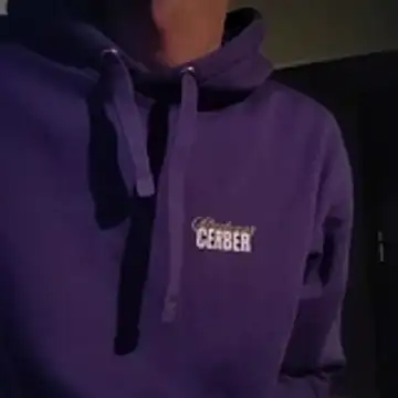 Snapshot of magicluke1 chatting on 6, 11, 2025 magicluke1 online show from 6, 11, 2025