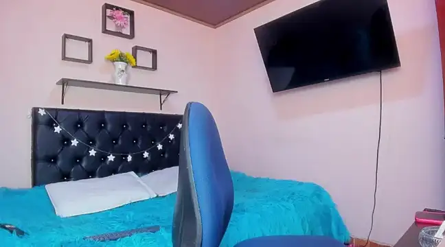 Snapshot of karol_f00x chatting on 20, 3, 2025 karol f00x online show from 20, 3, 2025