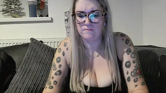 Sizzling Indie36 online show from 30, 11, 2025