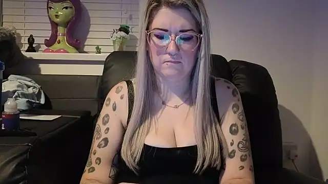 Sizzling Indie36 online show from 5, 2, 2026