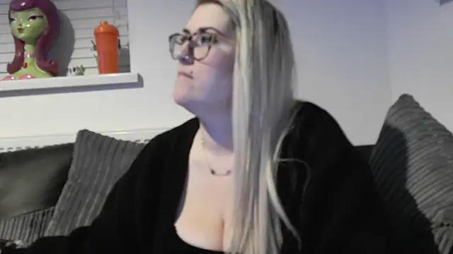 Sizzling Indie36 online show from 21, 11, 2025