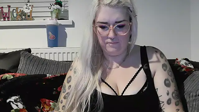 Sizzling Indie36 online show from 14, 10, 2025