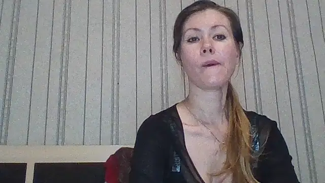 Eva Neon online show from 23, 9, 2025