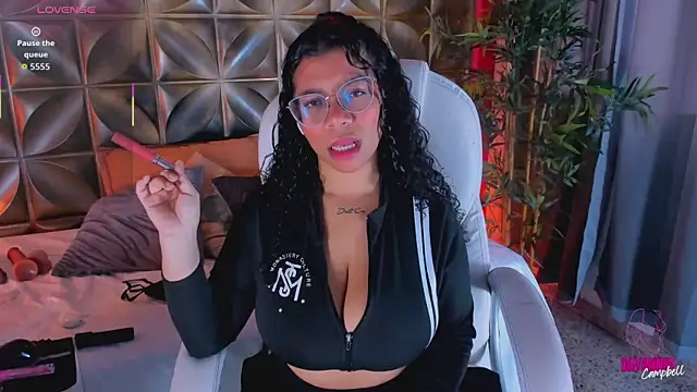 Dayanne campbelll online show from 13, 11, 2025