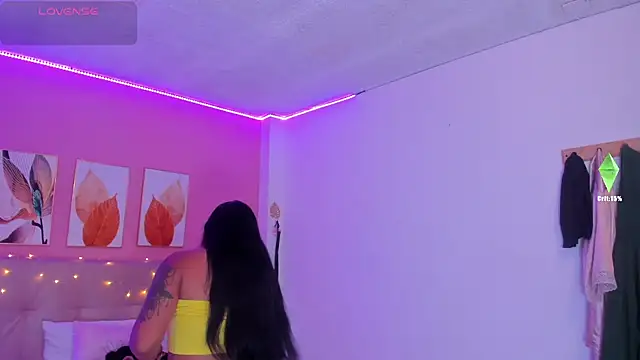 Molly h0t online show from 20, 12, 2025