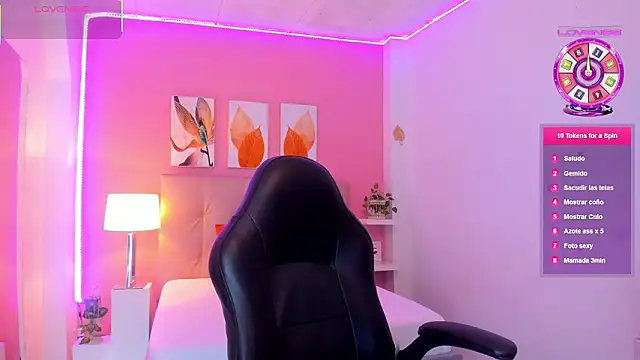 Molly h0t online show from 3, 2, 2026